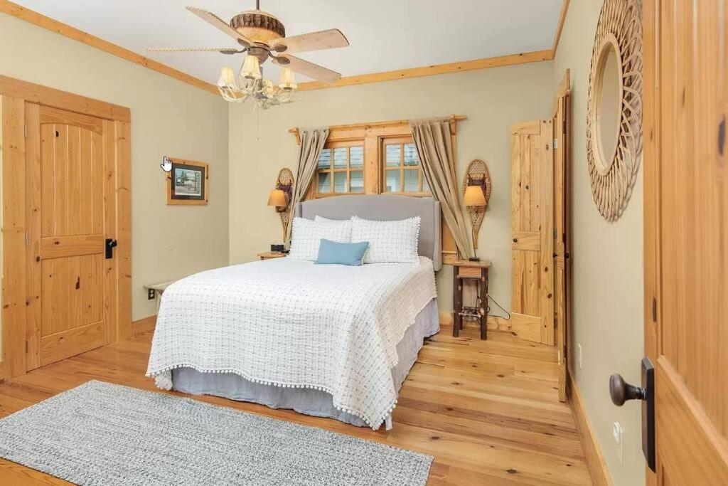 Quiet Getaway At Wayward * Pisgah